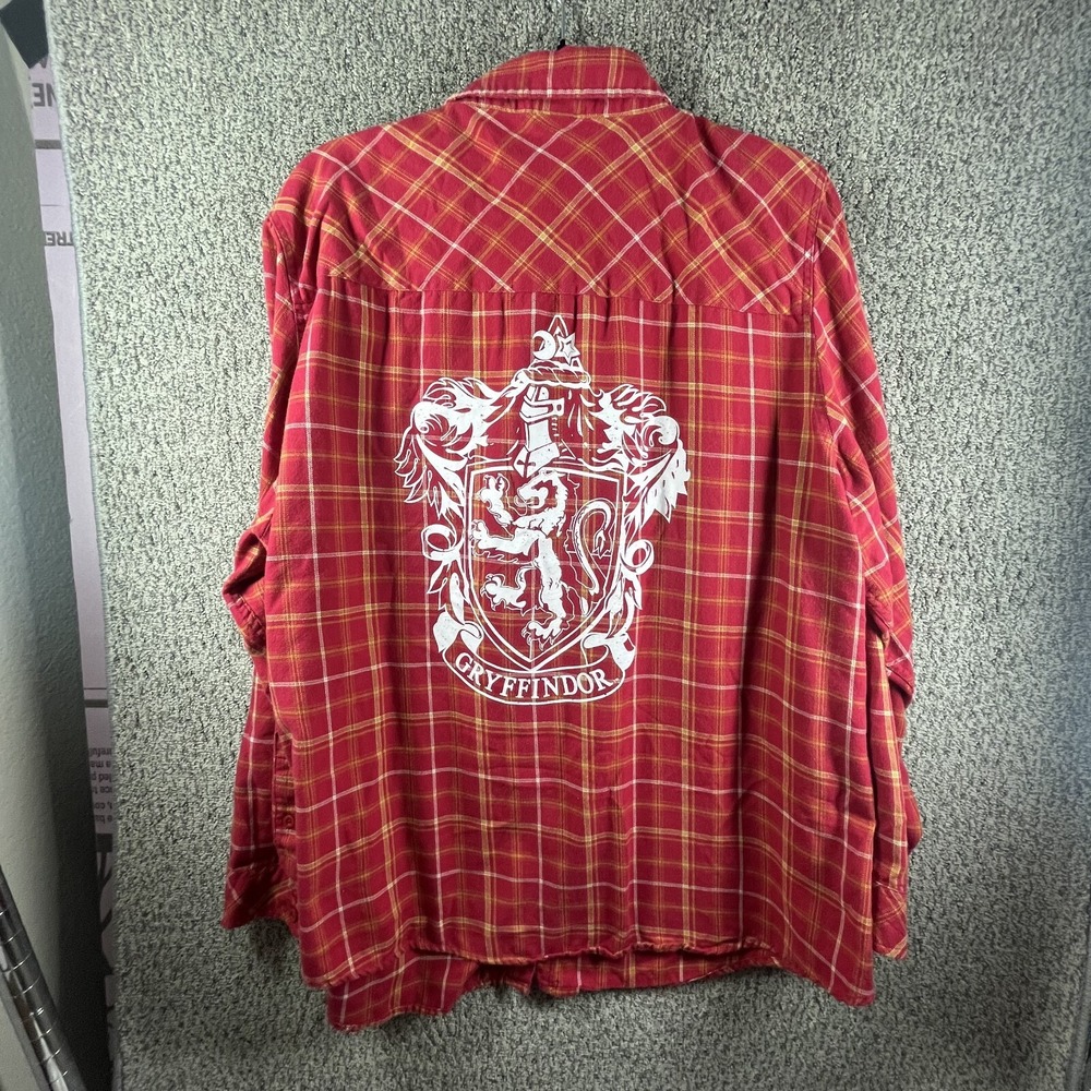 Harry Potter Hot Topic Women's Red Plaid Flannel Long Sleeve Gryffindor Size 4